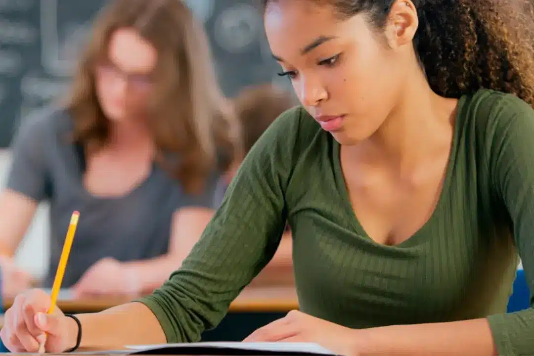 Cambridge C1 Advanced (CAE) 01