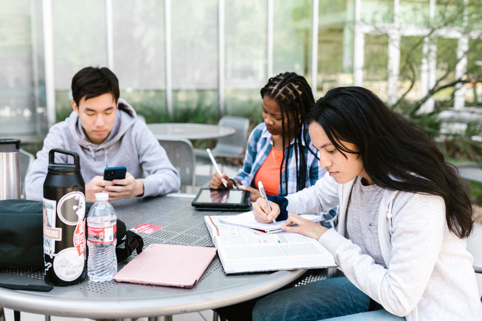 Over 200,000 University Scholarships for 2026.2