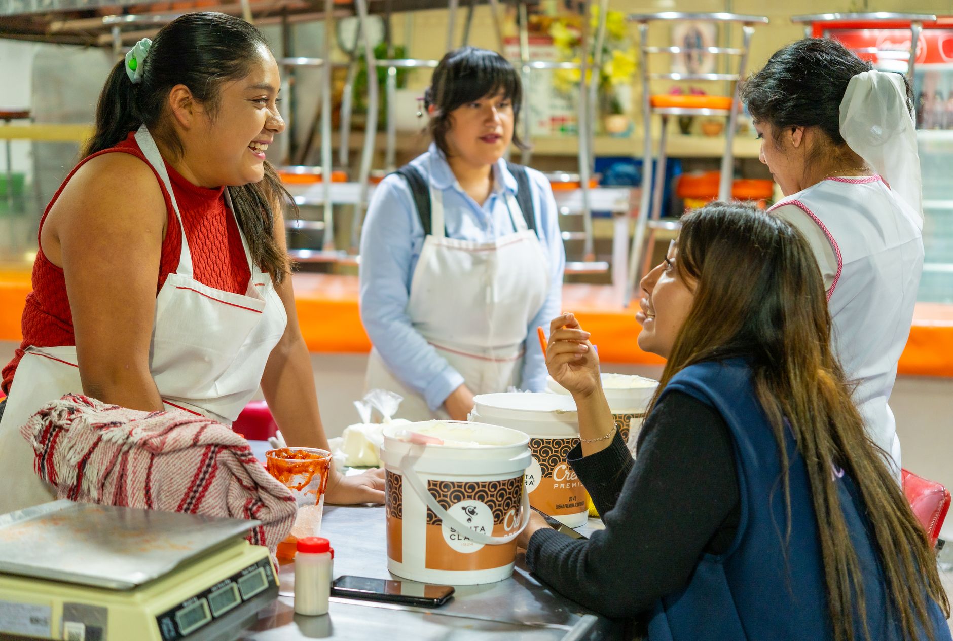 Health Inspectors Close Chimbote Terminal Restaurant